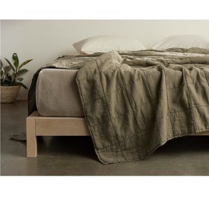 Parachute Linen Box Quilt King/Cal King